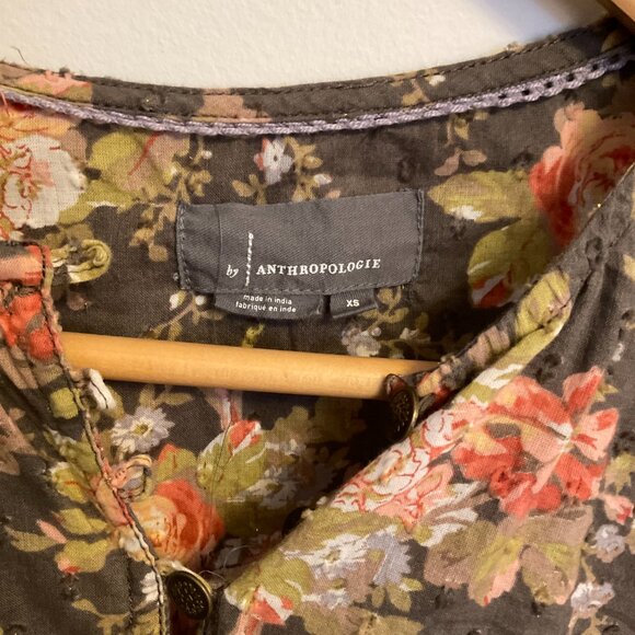 Anthropologie Floral Pattern Blouse with Ruched Cuffs, buttons size small - Picture 3 of 10